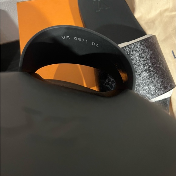 - SOLD Brand New Louis Vuitton Waterfront mules (eclipse) - Picture 6 of 6